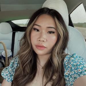 Meet your Posher, Cassandra